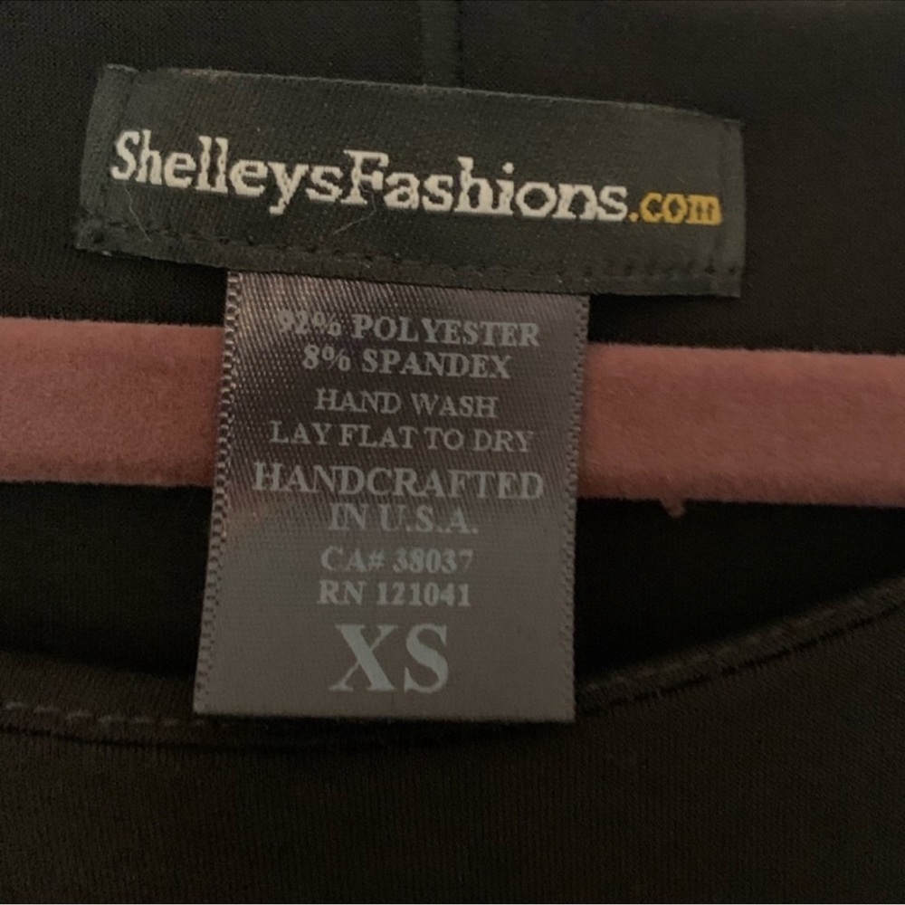 SHELLEY’S FASHIONS DRESS - Picture 3 of 5